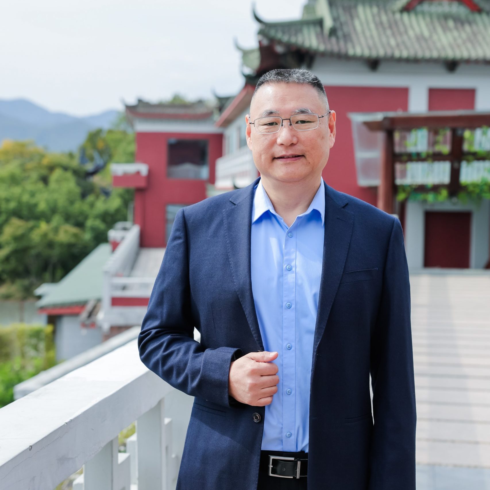 唐卫岗  副理事长