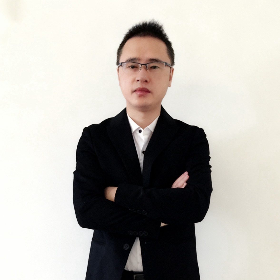 何悦  副理事长