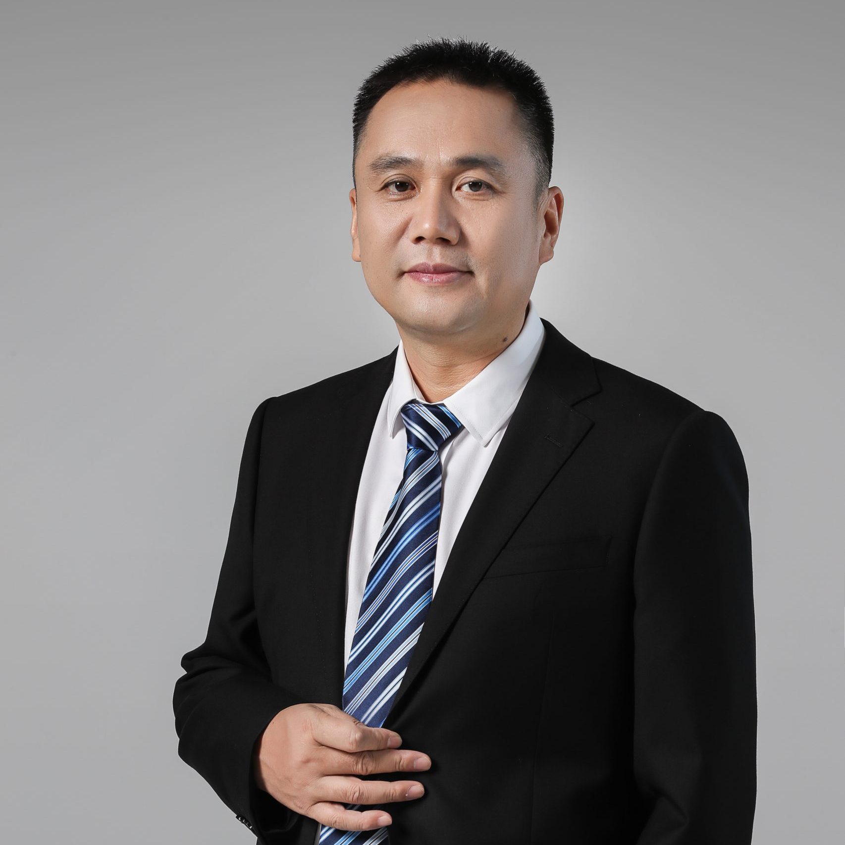 陈晓  副理事长